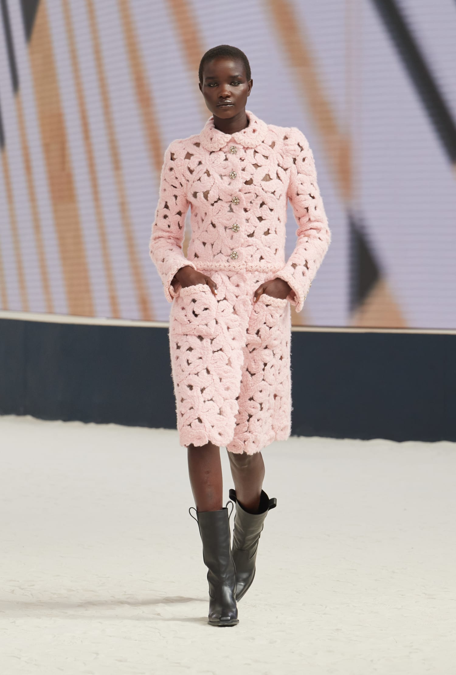 CHANEL FALL WINTER 2023/24 RTW SHOW, CHANEL 23K COLLECTION